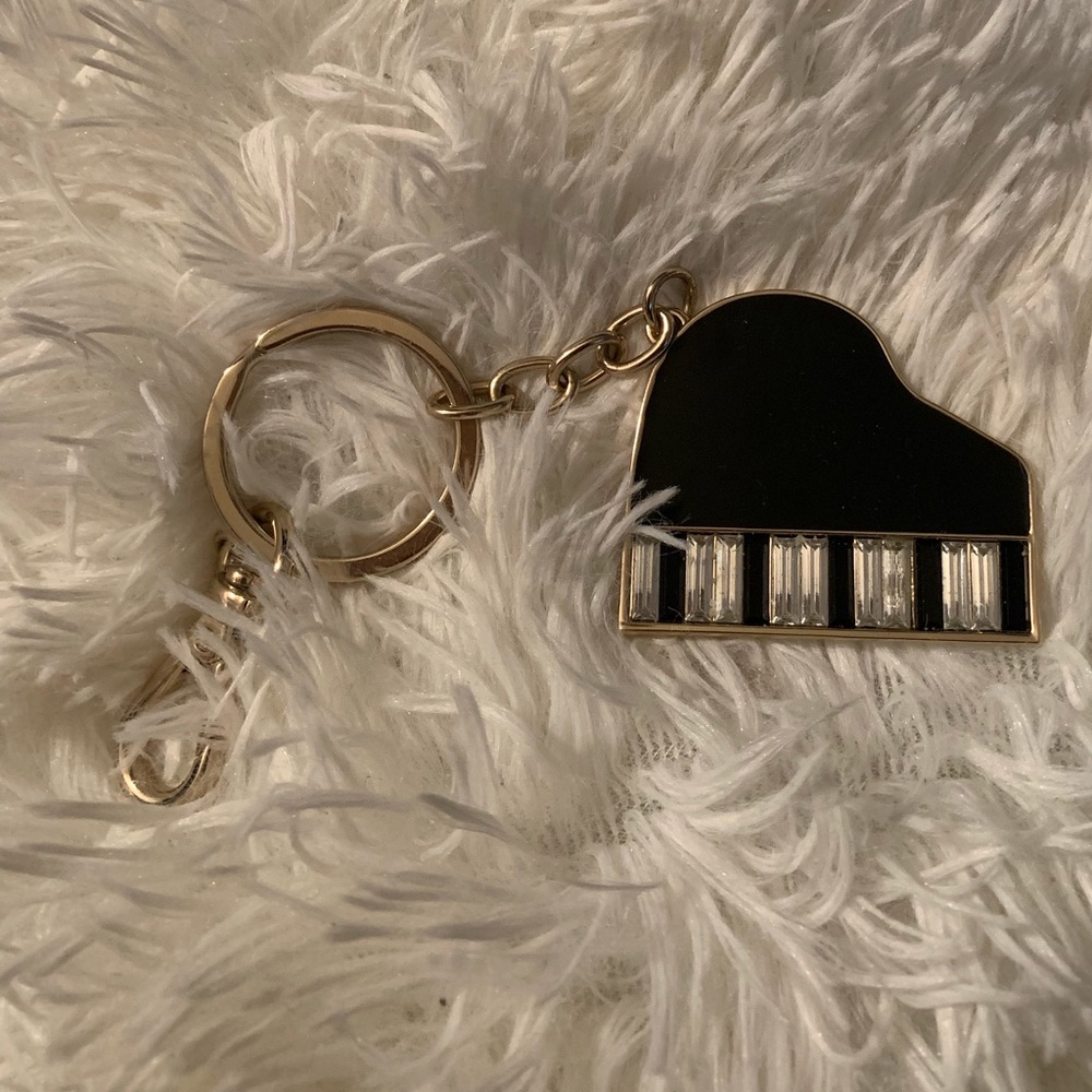 Kate Spade piano keychain